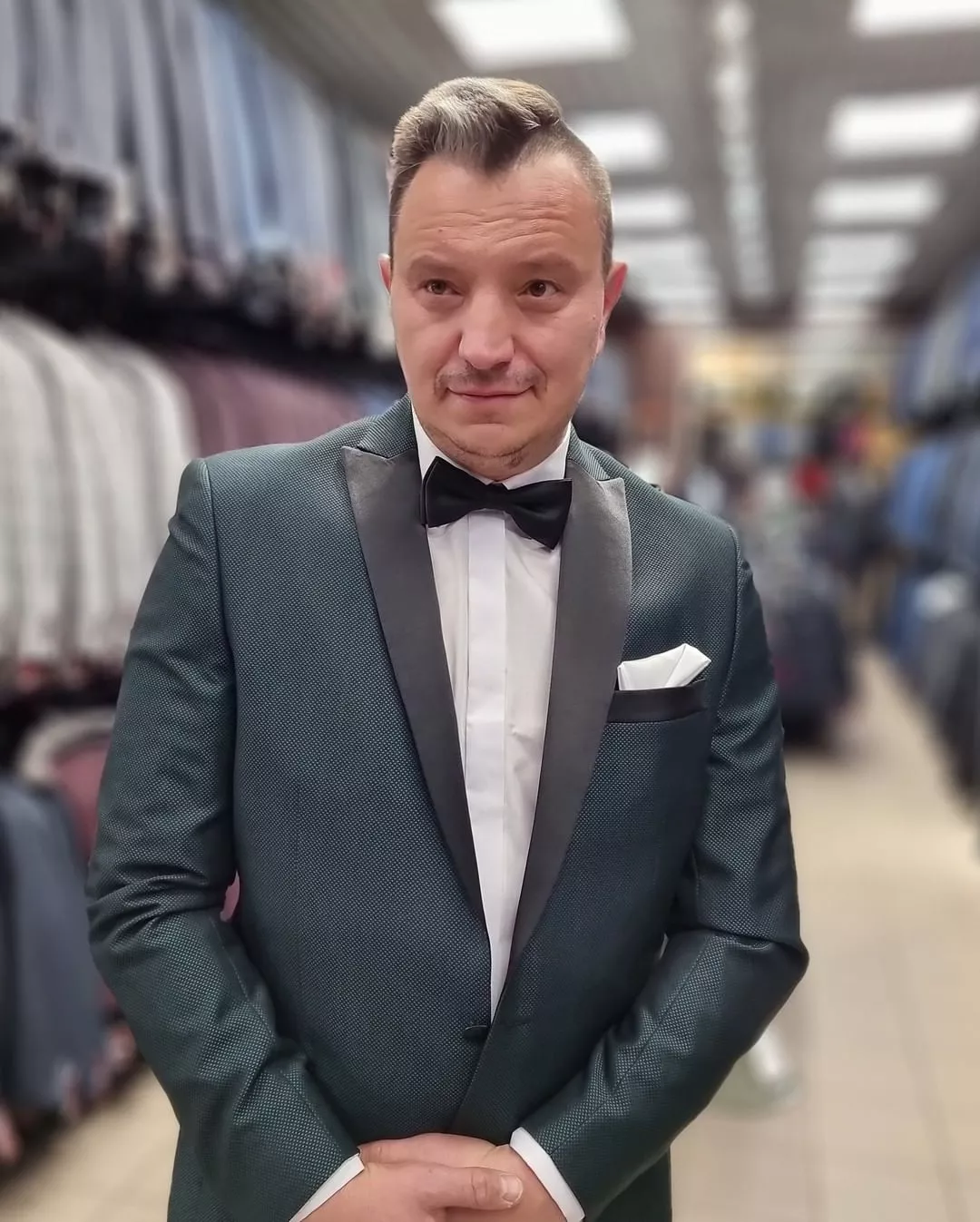 Panowie z duetu Long i Junior przyłapani w modnym sklepie! Gwiazdorzy disco polo polowali na wyprzedaże?! 